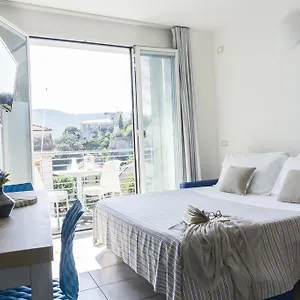 residence-san-valentino.hotelitalianriviera.com/